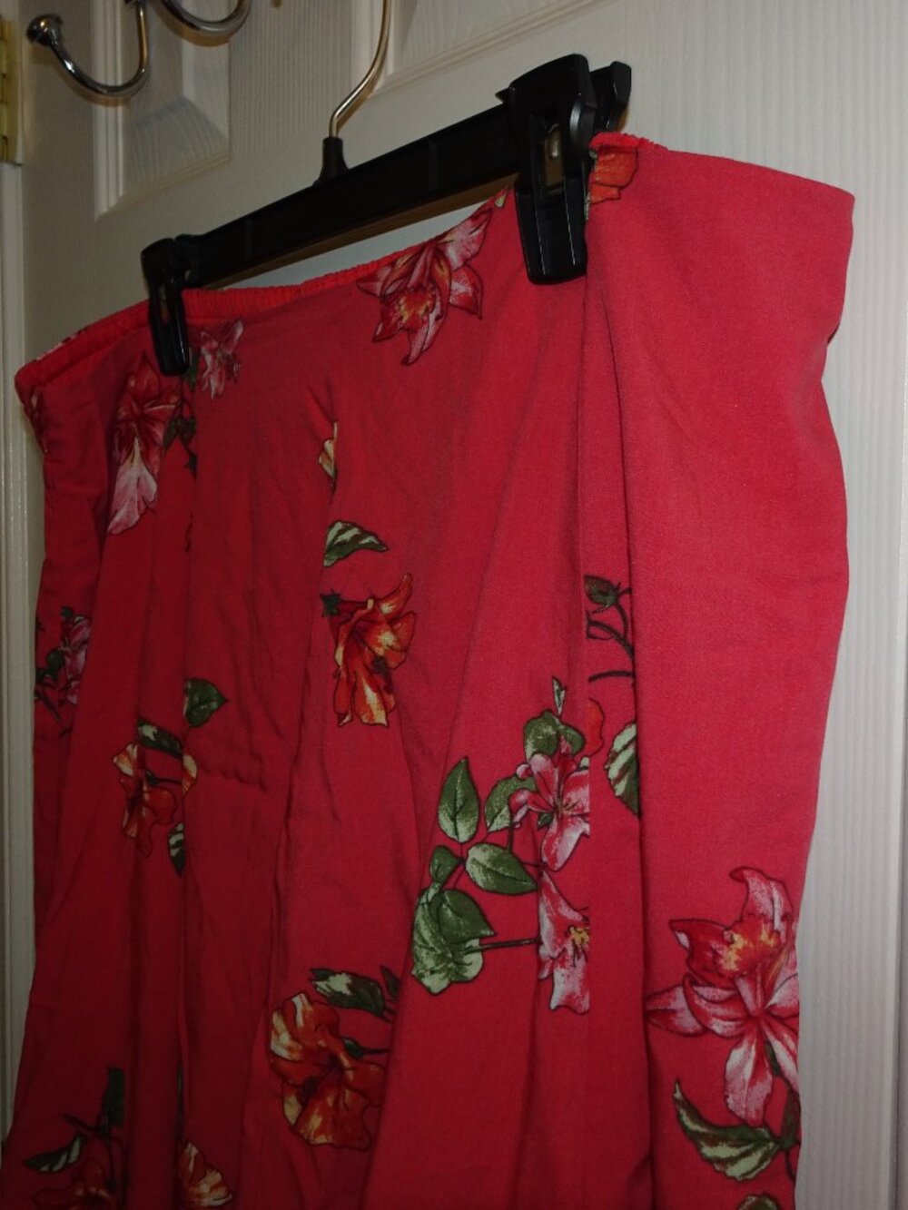 Forever 21 Floral Pink Flowy Skirt - Picture 3 of 7